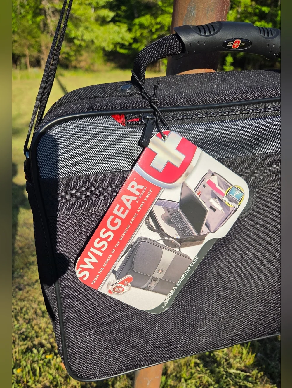 SwissGear By Wenger Sierra Black and Gray Laptop Messenger Bag